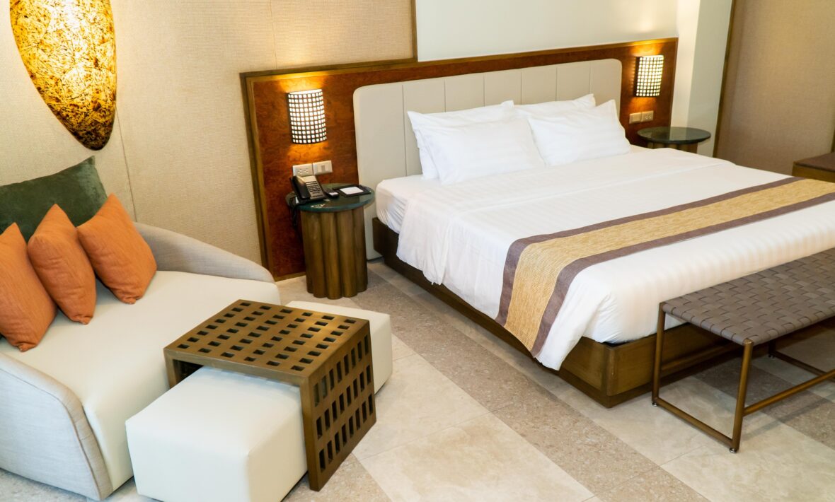 East Wing Grand Premier King